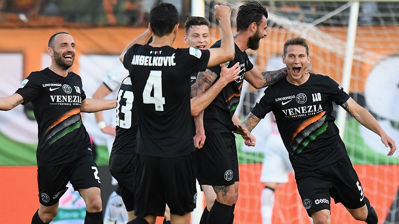 Italian Serie B 聯盟圖片