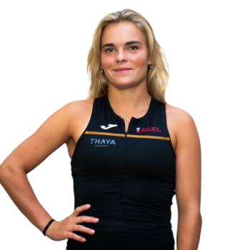 Sára Bejlek cutout