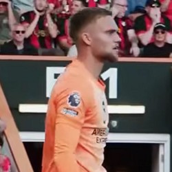 player thumb