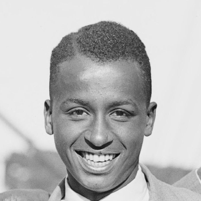 Derek Sealy