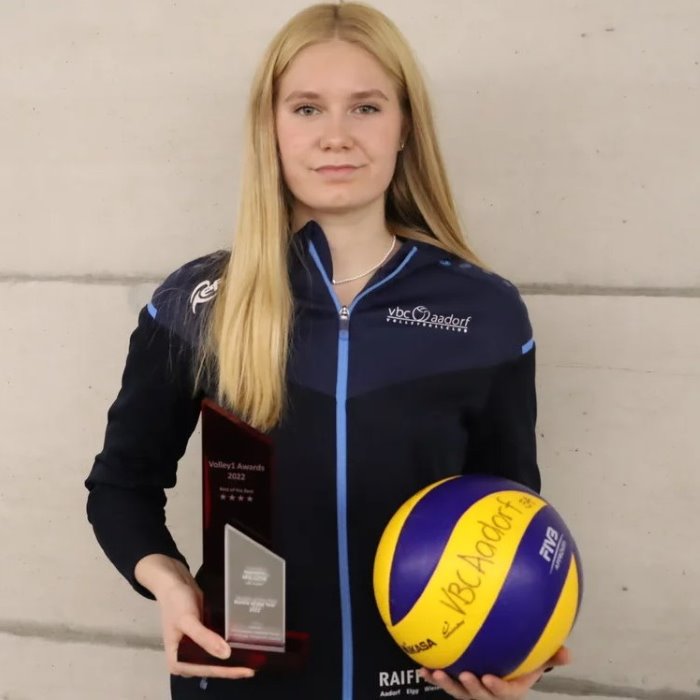 Mia Lüthi