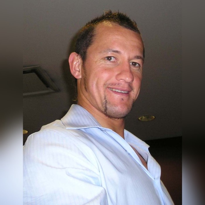 Carlos Spencer
