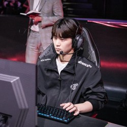 player thumb