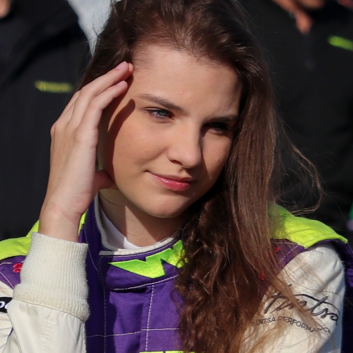 Vivien Keszthelyi