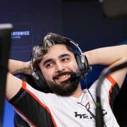 player thumb