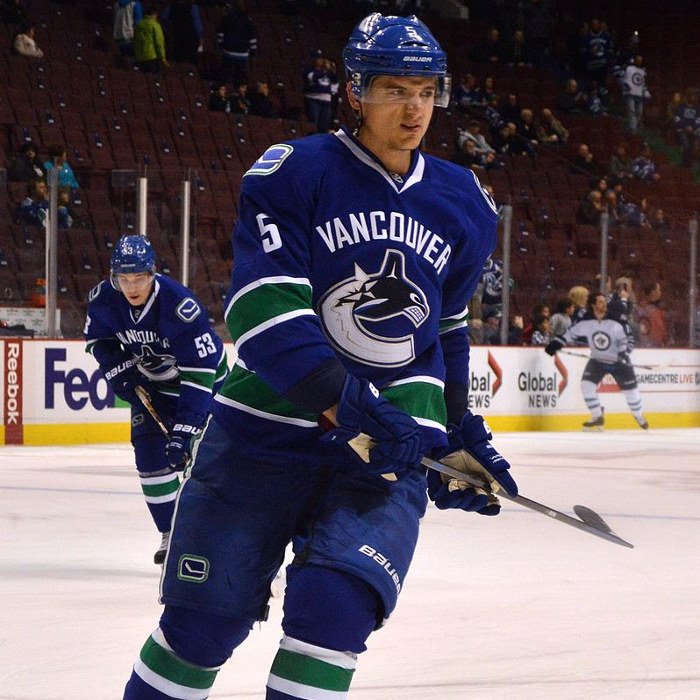 Luca Sbisa