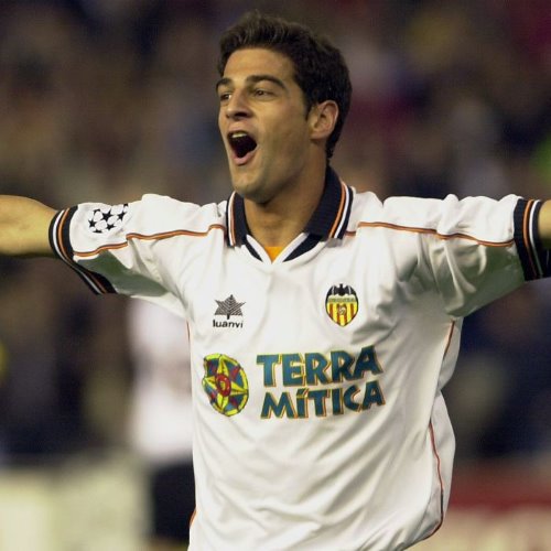 Gerard López