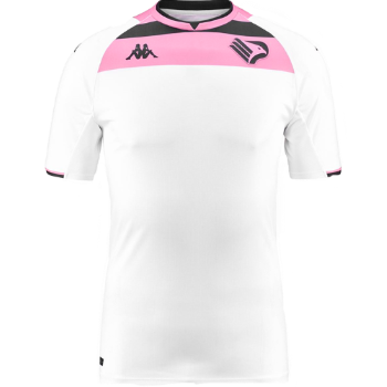 2021-2022 Away kit