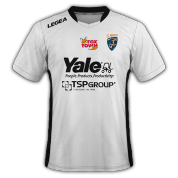 2021-2022 Away kit