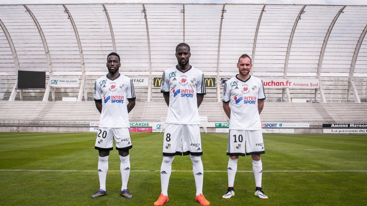 Амьен