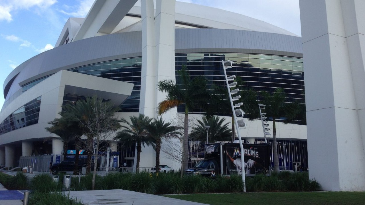 LoanDepot Park photo 3