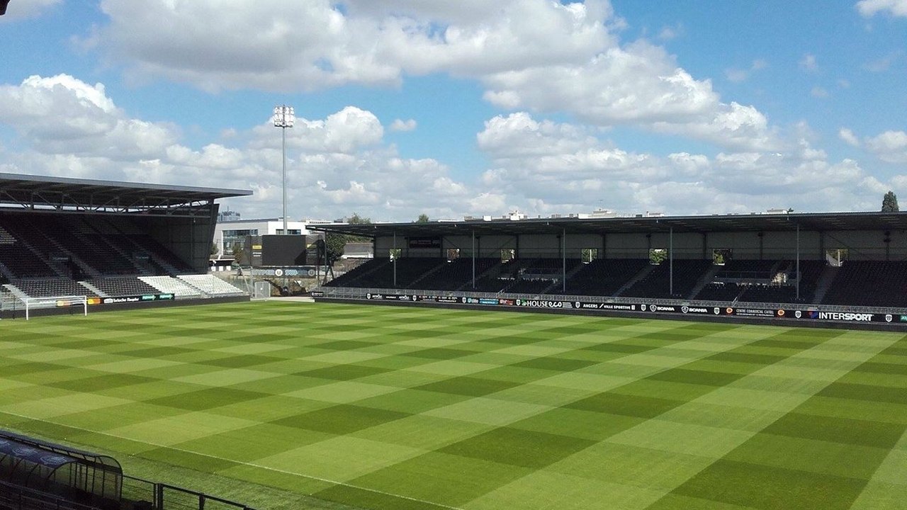 Stade Raymond Kopa