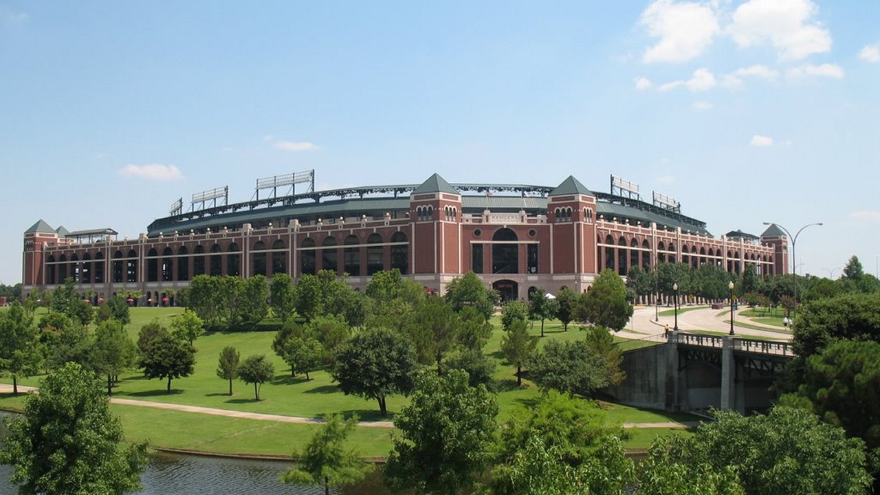 Globe Life Field photo 3