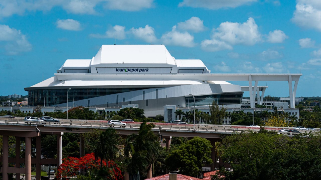 LoanDepot Park photo 2